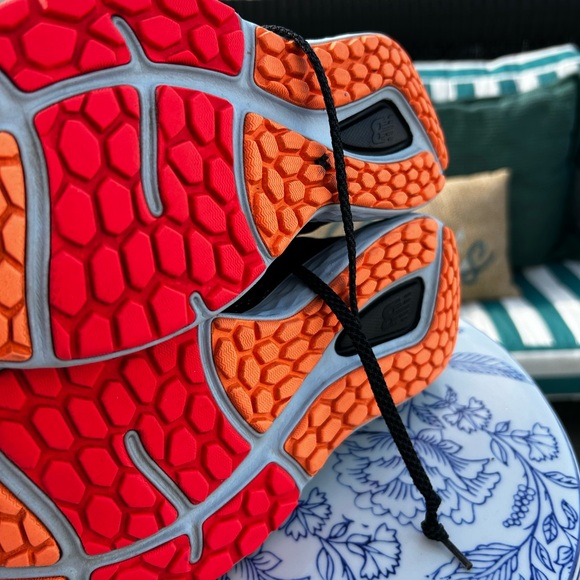 🔥New Balance Womens FF 680 V7 W680LF7 Black Running Shoes Sneakers SZ 7.5 - Picture 7 of 8